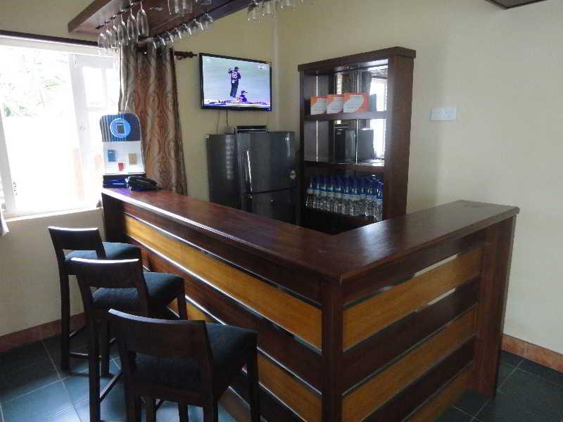 Grand 7 Hotel Thalawathugoda Talawatugoda Экстерьер фото