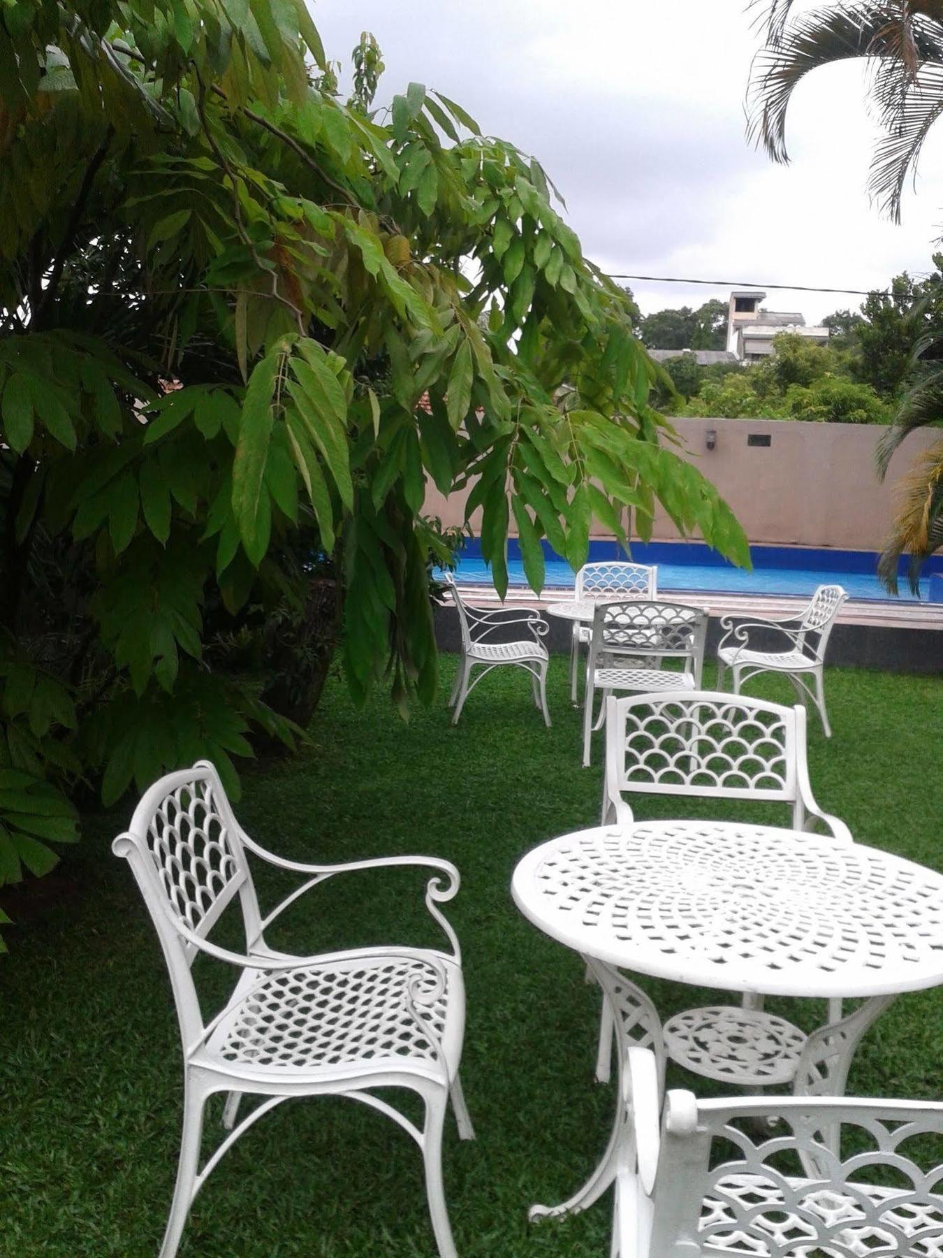 Grand 7 Hotel Thalawathugoda Talawatugoda Экстерьер фото